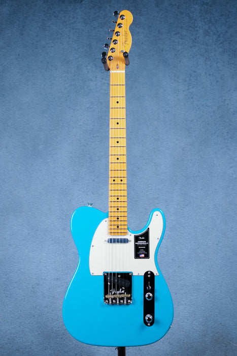 Fender American Professional II Telecaster Maple Fingerboard B-Stock - Miami Blue - US23087543B