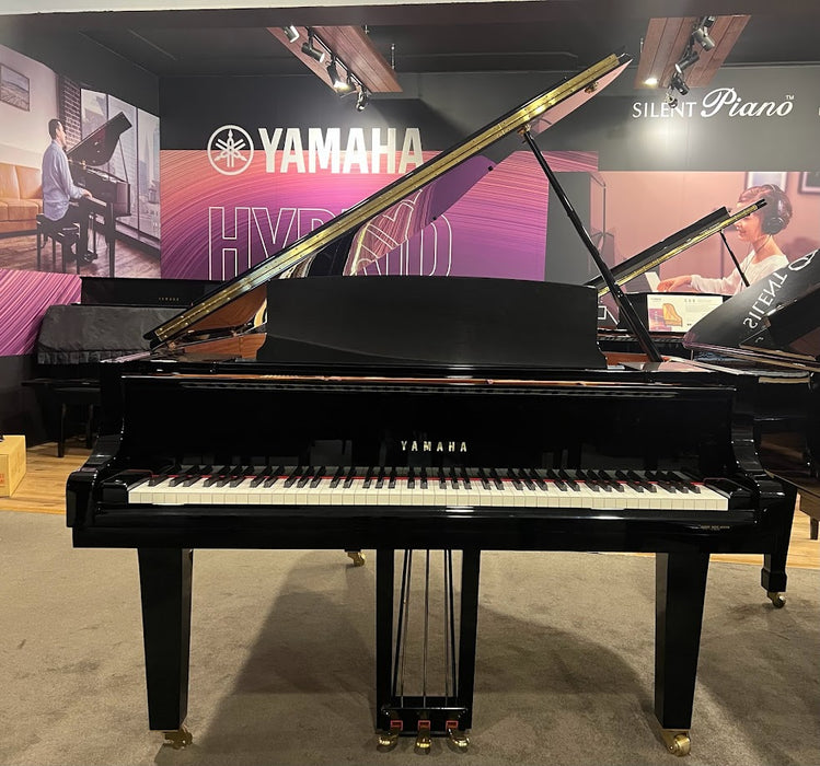 Yamaha C3X 185cm Preowned Grand Piano 6352955 - Polished Ebony