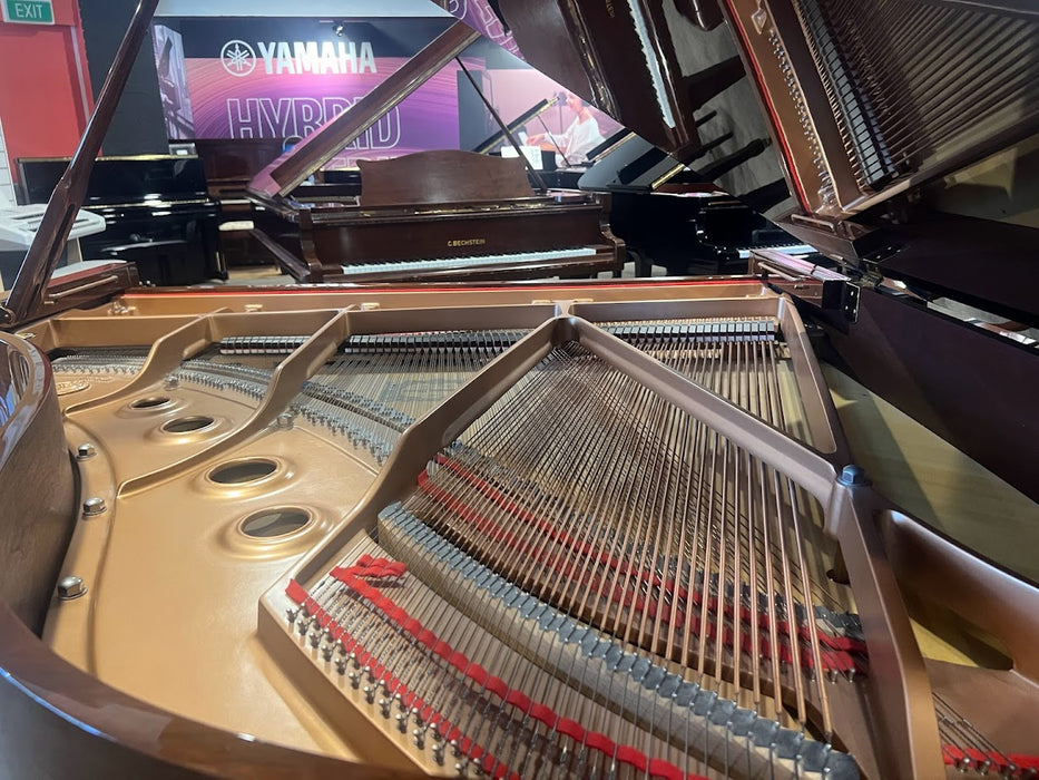 Yamaha C2 173cm Preowned Grand Piano 5845572 - Polished Walnut