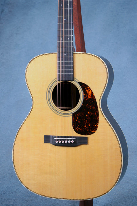 Martin 000-28 Standard Series Auditorium Size Acoustic Guitar
