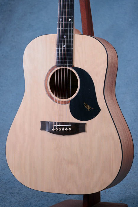 Maton S60 Dreadnought Acoustic Guitar w/Case - 11878