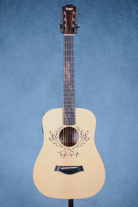 Taylor TSBTe Taylor Swift Signature Baby Acoustic - 2211213059