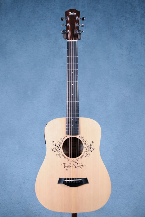 Taylor TSBTe Taylor Swift Signature Baby Acoustic - 2212193005