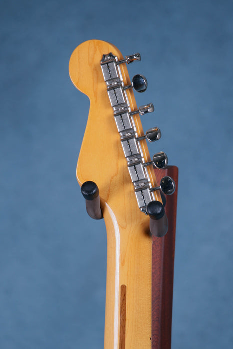 Fender Eric Johnson Signature Virginia Stratocaster Electric Guitar w/Case - 2 Tone Sunburst - Preowned