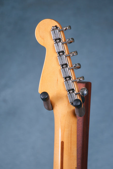 Fender American Vintage II 1957 Stratocaster Maple Fingerboard Electric Guitar - Vintage Blonde - V2207042B