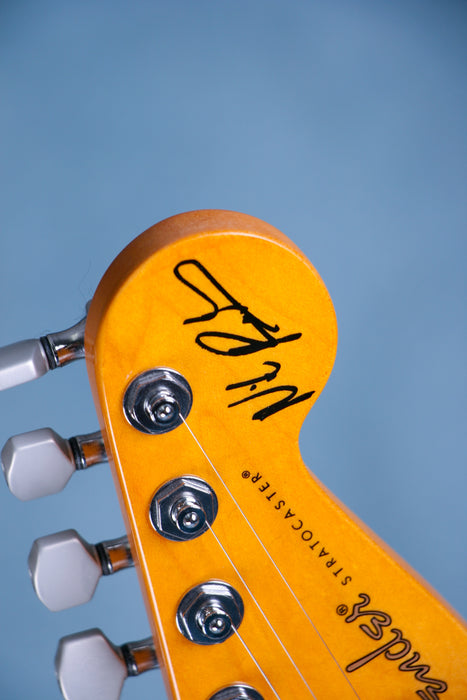 Fender Nile Rodgers Hitmaker Signature Stratocaster Maple Fingerboard - Olympic White - NR00369