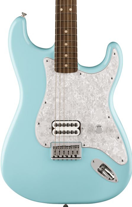 Fender Limited Edition Tom Delonge Stratocaster - Daphne Blue