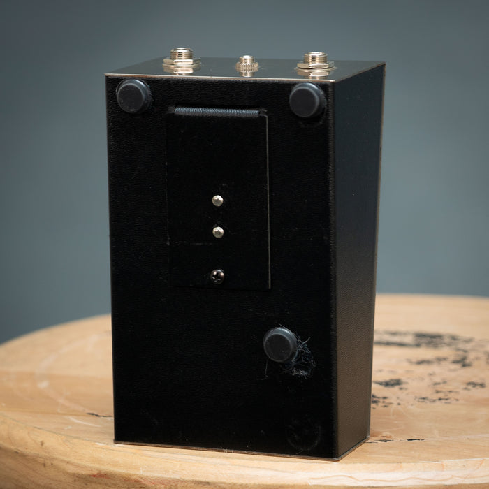 EHX Small Clone Chorus Pedal BIG BOX - Preowned