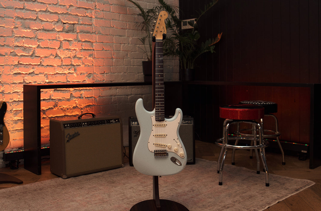 Fender Custom Shop Masterbuilt Dennis Galuszka 60's Stratocaster Journeyman Relic - Sonic Blue