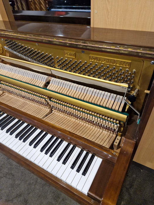 Young Chang U111 111cm Preowned Upright Piano 801180 - Polished Walnut