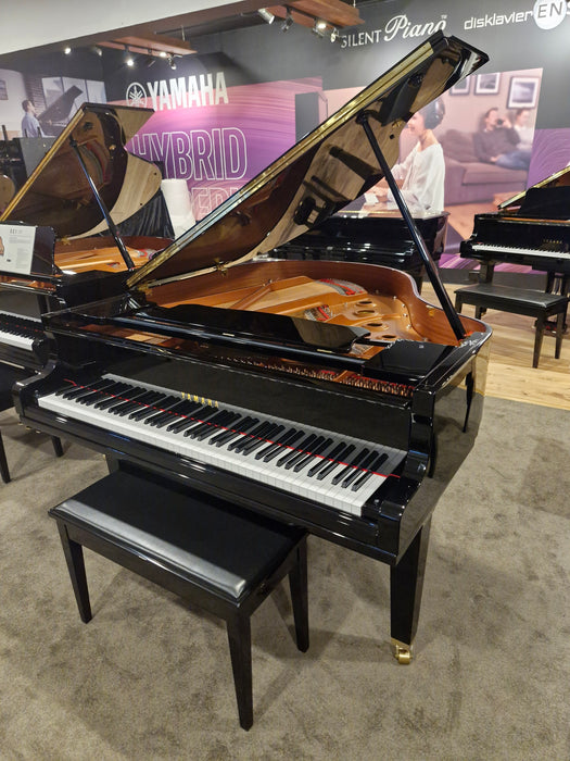 Yamaha GC1MPE 161cm Preowned Grand Piano - Polished Ebony