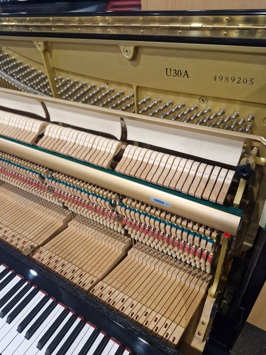 Yamaha U30A 131cm Preowned Upright Piano 4989205 - Polished Ebony