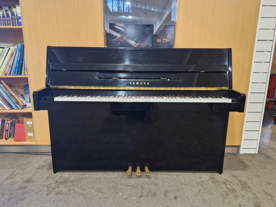 Yamaha C108 108cm Preowned Upright Piano 5314796 - Polished Ebony