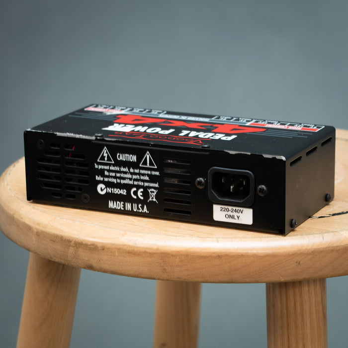 Voodoo Lab 4x4 Pedal Power Supply - Preowned