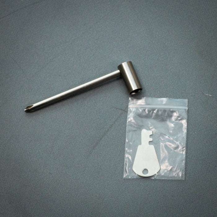 Eastman 2013 AR605CE Archtop Hollowbody Electric Guitar w/Case - Classic Finish - Preowned - DWmusic