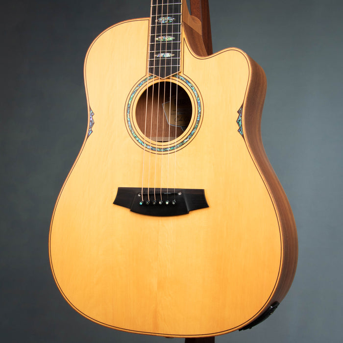 Cole Clark FL3EC-HB Huon Pine Dreadnought w/Case - Preowned