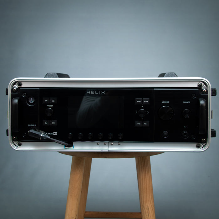 Line 6 Helix Rack Guitar Processor + Helix Control w/Case - Preowned