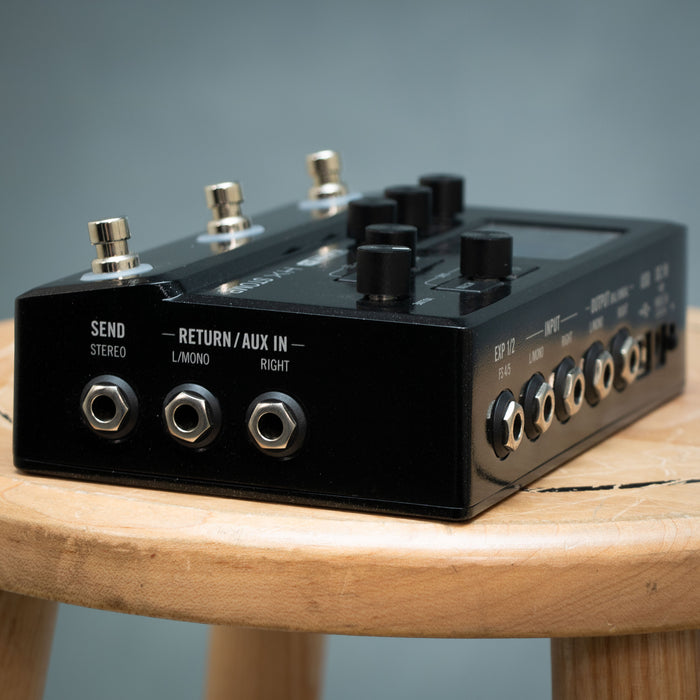 Line 6 HX Stomp Multi-Effects Processor w/Box - Preowned