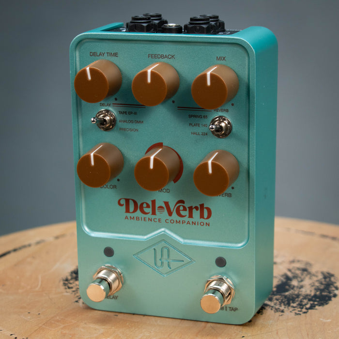 Universal Audio Del-Verb Ambience Companion Pedal w/Box - Preowned