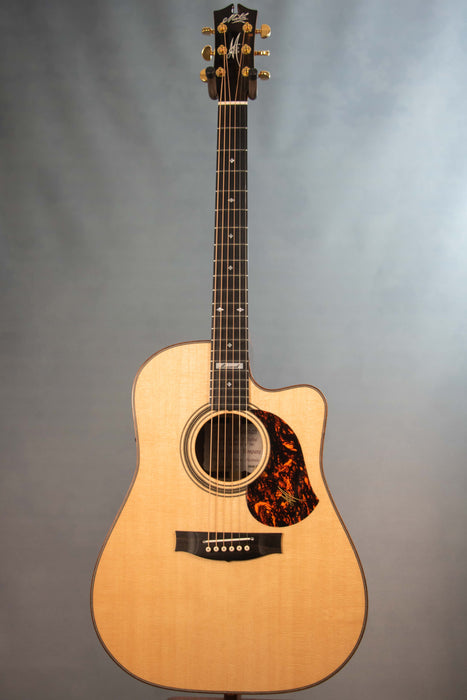 Maton Messiah EM100C Dreadnought Acoustic Electric Guitar w/Case - Preowned