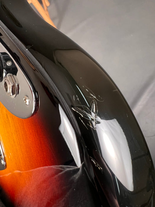 Fender Made In Japan Traditional 60s Jaguar w/Bag - 3-Color Sunburst - Preowned