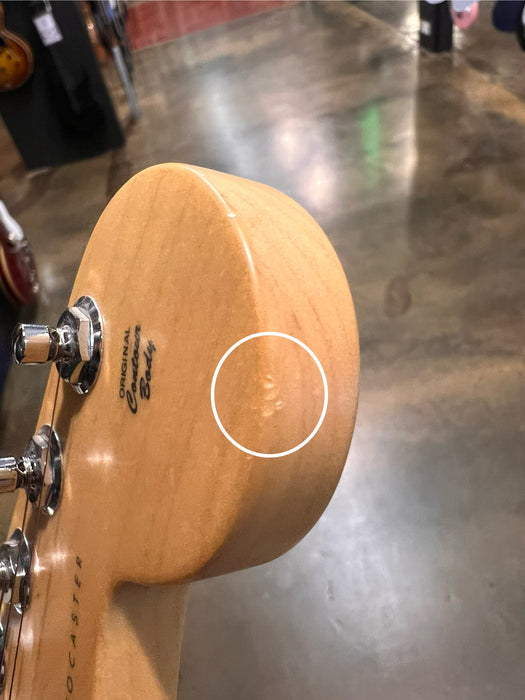 Fender 50th Anniversary American Stratocaster w/Case - 2 Colour Sunburst - Preowned