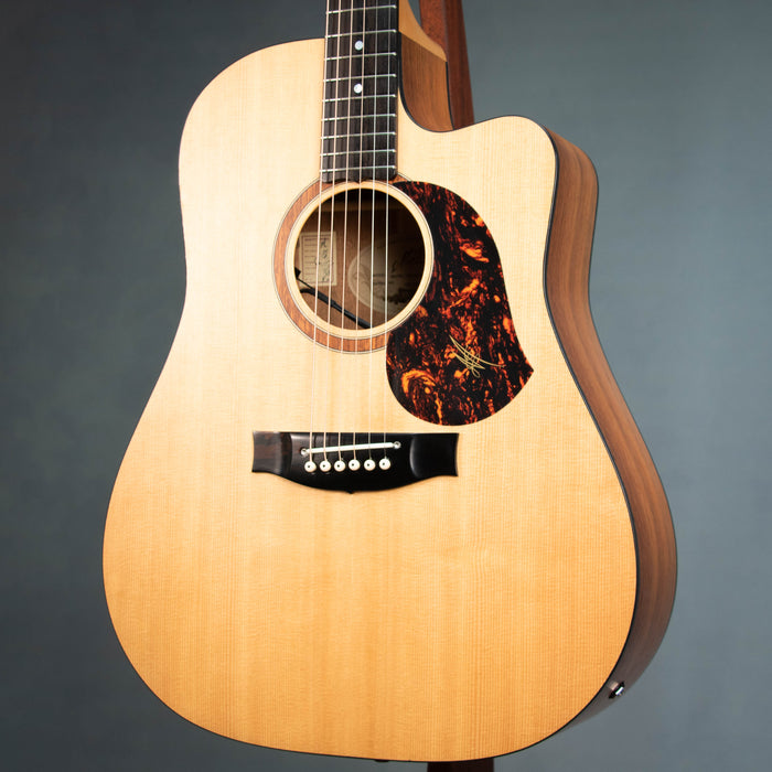 Maton SRS70C Dreadnought Acoustic Electric Guitar w/Case - Preowned