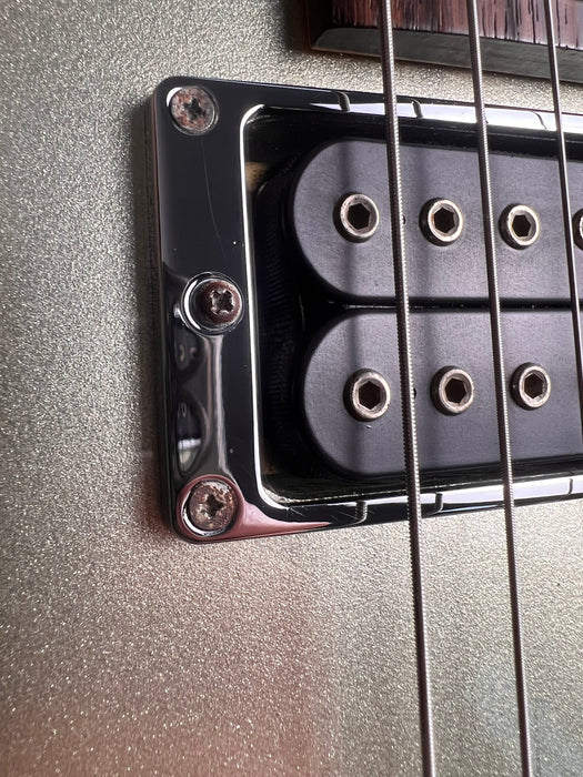 Ibanez 2008 JS1600 Joe Satriani Signature w/Case - Premium Silver - Preowned