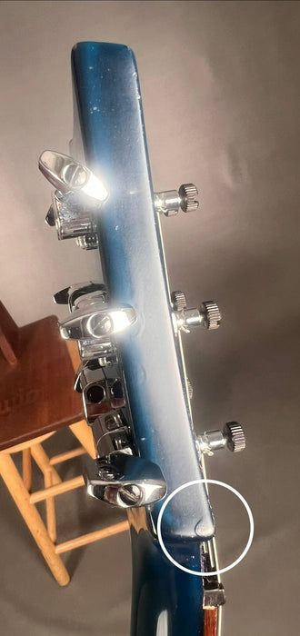 PRS 2004 Core Standard 22 Tremolo w/Case - Blue - Preowned