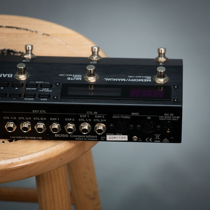 Boss ES-8 Effects Switching System w/Box - Preowned