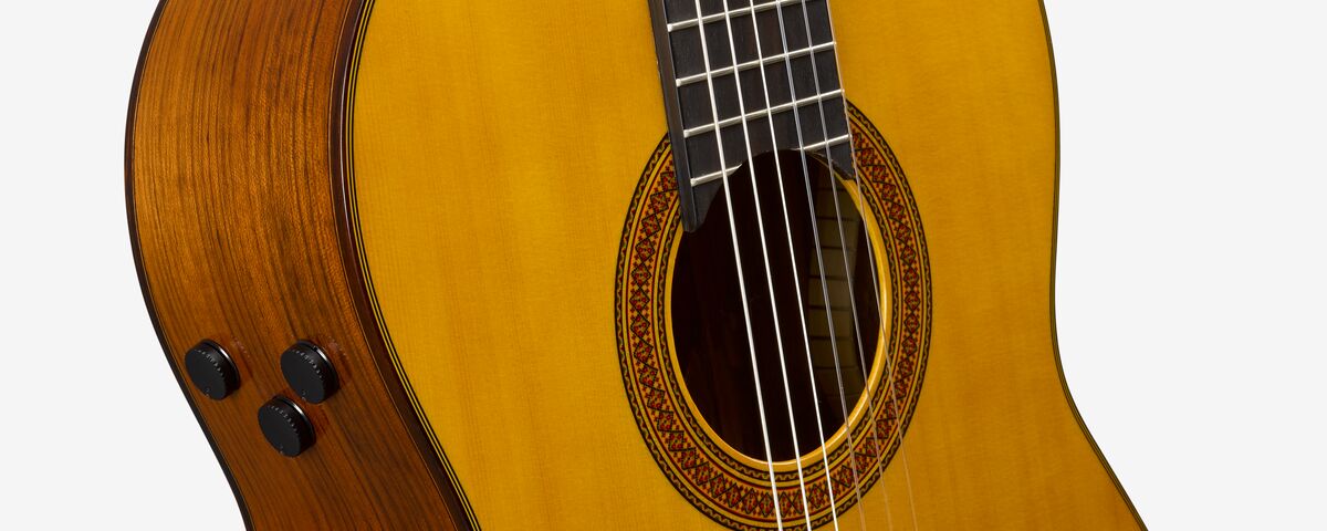 Yamaha CG-TA Transacoustic Guitar - Natural