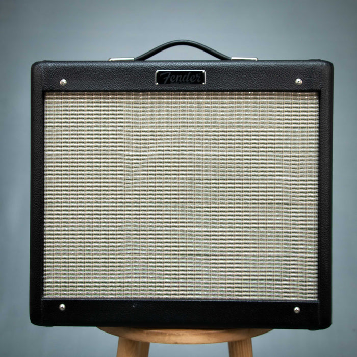 Fender Blues Junior IV Black Combo Guitar Amplifier w/Footswitch - Preowned