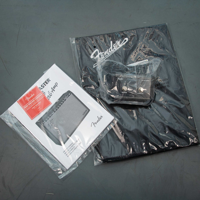 Fender FSR Tone Master Deluxe Reverb Combo Guitar Amplifier - Brown Nuxtex/Wheat - Preowned