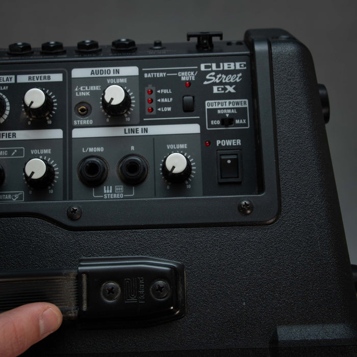 Roland Cube Street EX Amplifier - Preowned