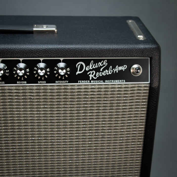 Fender Tone Master Deluxe Reverb Combo Guitar Amplifier w/Cover & Footswitch - Preowned