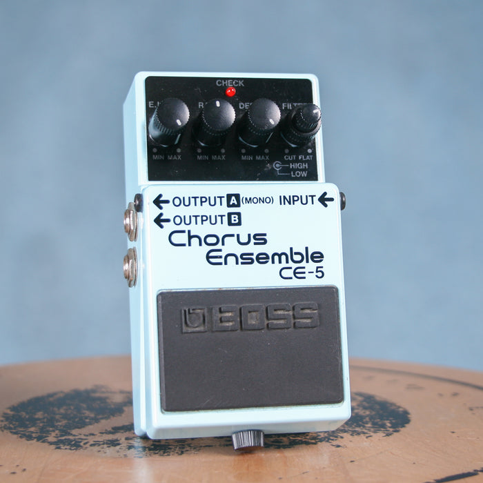 Boss CE-5 Chorus Ensemble Pedal w/Box - Preowned