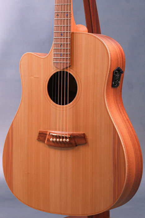 Cole Clark FL2EC-LH-BB Left Handed Touring Series Dreadnought Acoustic Electric Guitar - 231042272