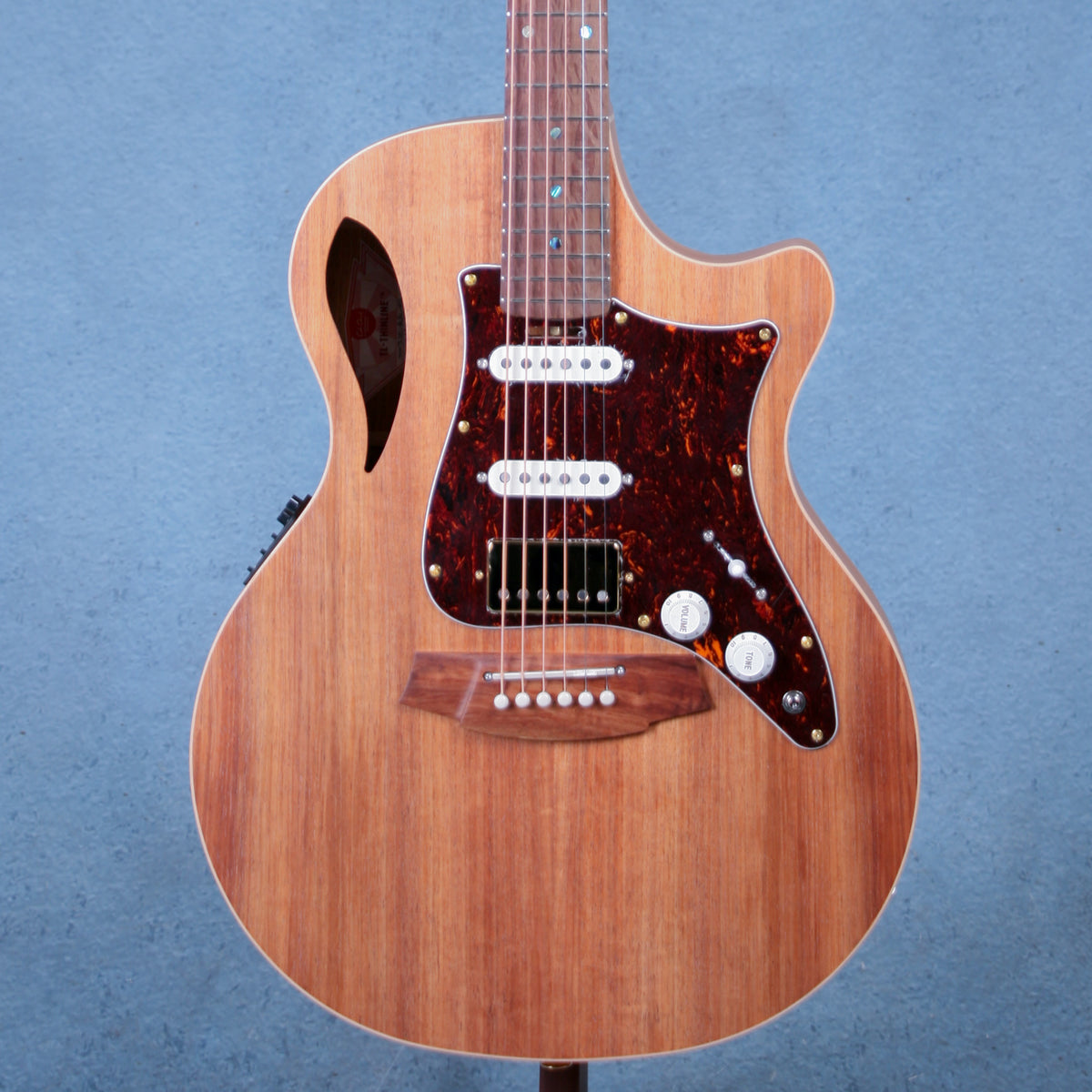 Cole Clark CCTL2ECBLBLHSS True Hybrid AcousticElectric Guitar