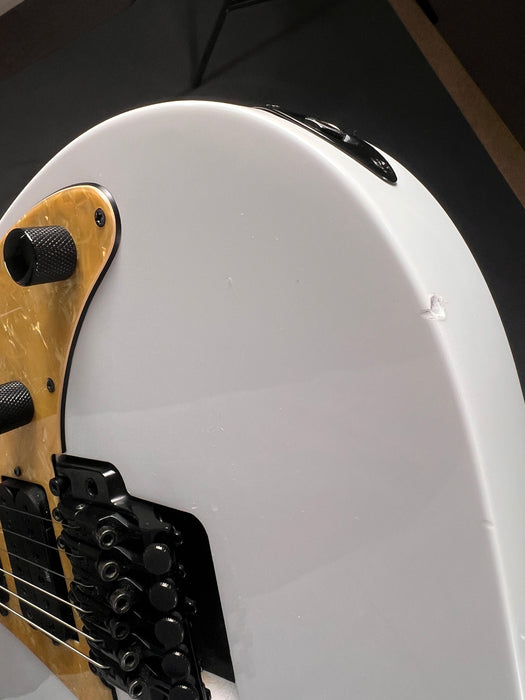 Ibanez 2009 RG350DX w/Case - White - Preowned