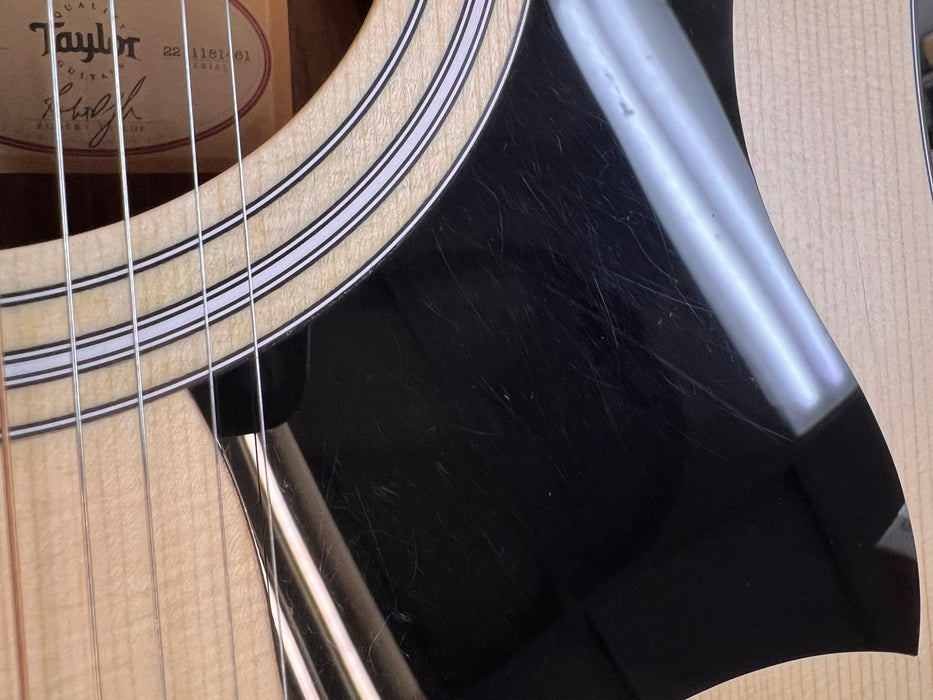 Taylor 150e Dreadnought 12-String Acoustic Electric Guitar w/Case - Preowned