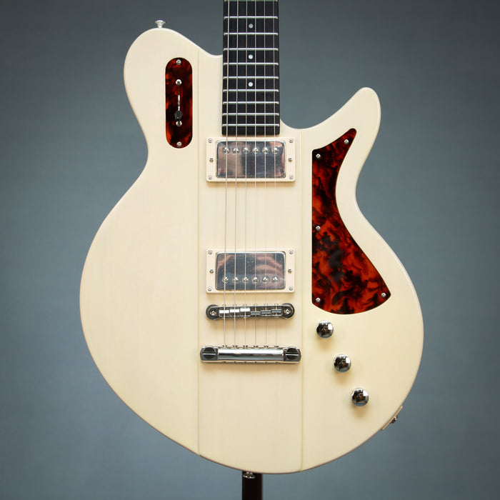 Eastman Juliet Solid Body Electric Guitar - Pomona Blonde - ON SALE - K2401465