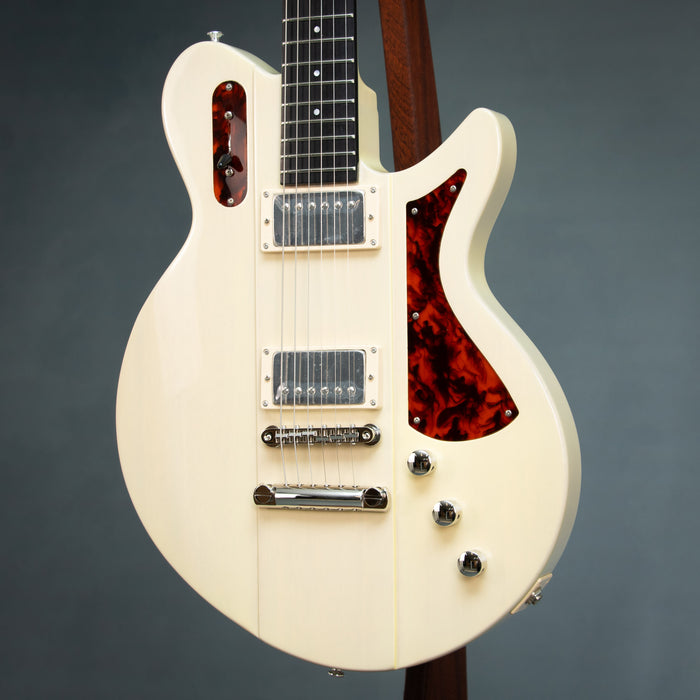 Eastman Juliet Solid Body Electric Guitar - Pomona Blonde - ON SALE - K2401465