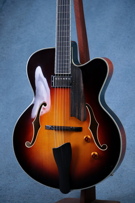 Eastman AR503CE Archtop Electric Guitar - Sunburst - L2300747