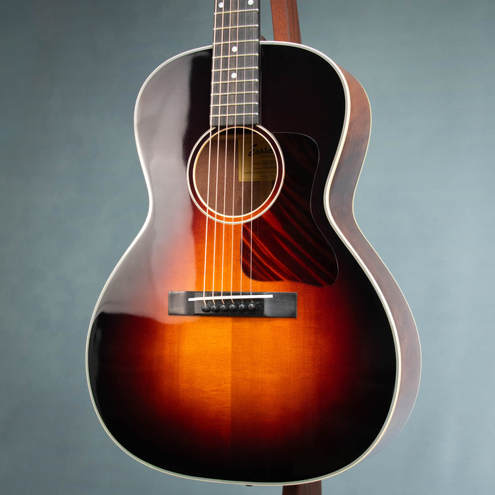 Eastman E10OOSS-TC Thermo Cured 00 Acoustic Guitar - Sunburst - M2436680