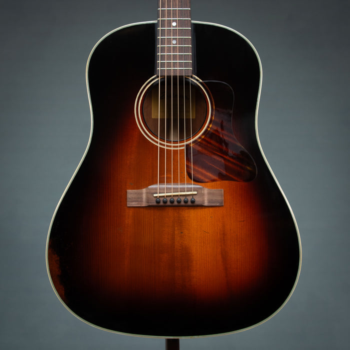 Eastman E15SS/v Acoustic Guitar - Antique Sunburst - M2650254