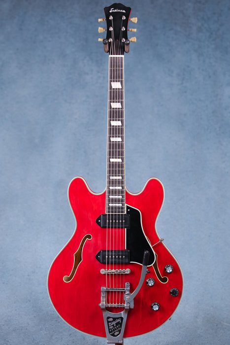 Eastman T64/TV-RD Hollow Body Electric Guitar - Red - P2302538