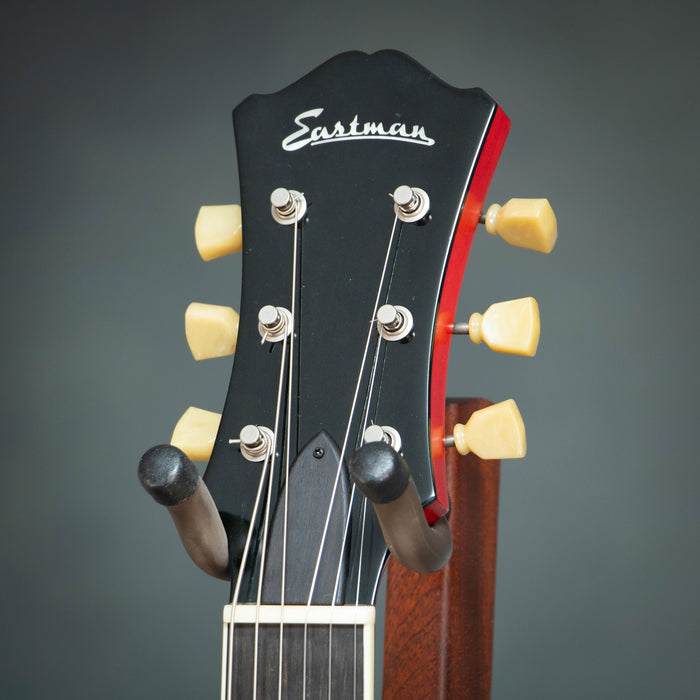 Eastman T64/TV-T-RD Hollow Body Electric Guitar - Vintage Red - P2400677