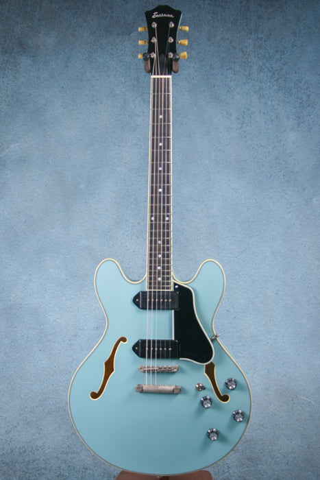 Eastman T60/TV-LTD-FB Hollow Body Electric Guitar - Faded Blue - P2400928