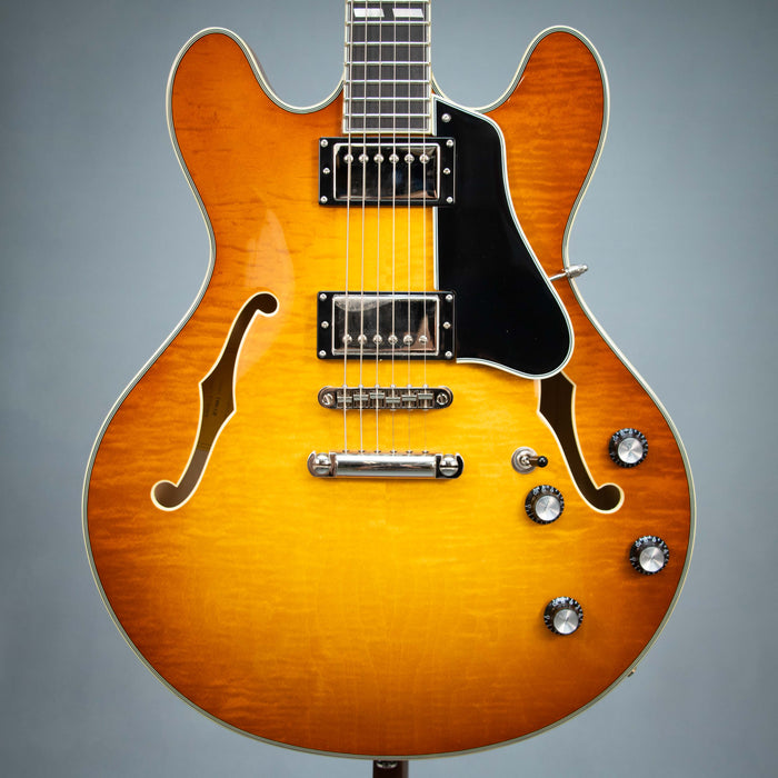 Eastman T486 Thinline Electric Guitar - Goldburst - P2501101