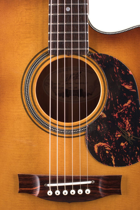 Maton EBG808C Nashville Acoustic Electric Guitar w/Case